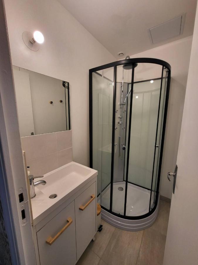 Апартаменты L'Escape - Cernay - Stationnement Gratuit Реймс Экстерьер фото